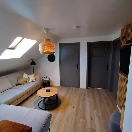 Au Louis D'or, Pour 6 Personnes , Hébergement de vacances *