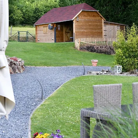 펜션 Au Louis D'or, Pour 6 Personnes , Lierneux