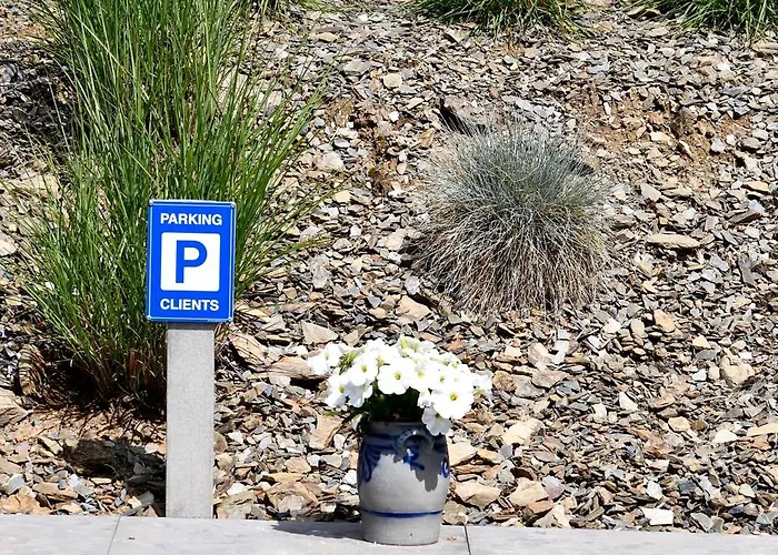 Au Louis D'or, Pour 6 Personnes ,